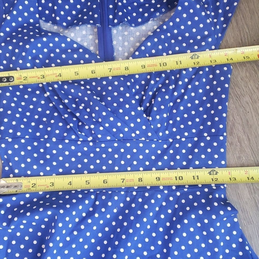 Pin up style dress - Picture 7 of 8
